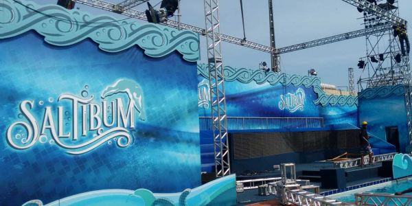 Montagem de Box Truss do Saltibum do Luciano Huck